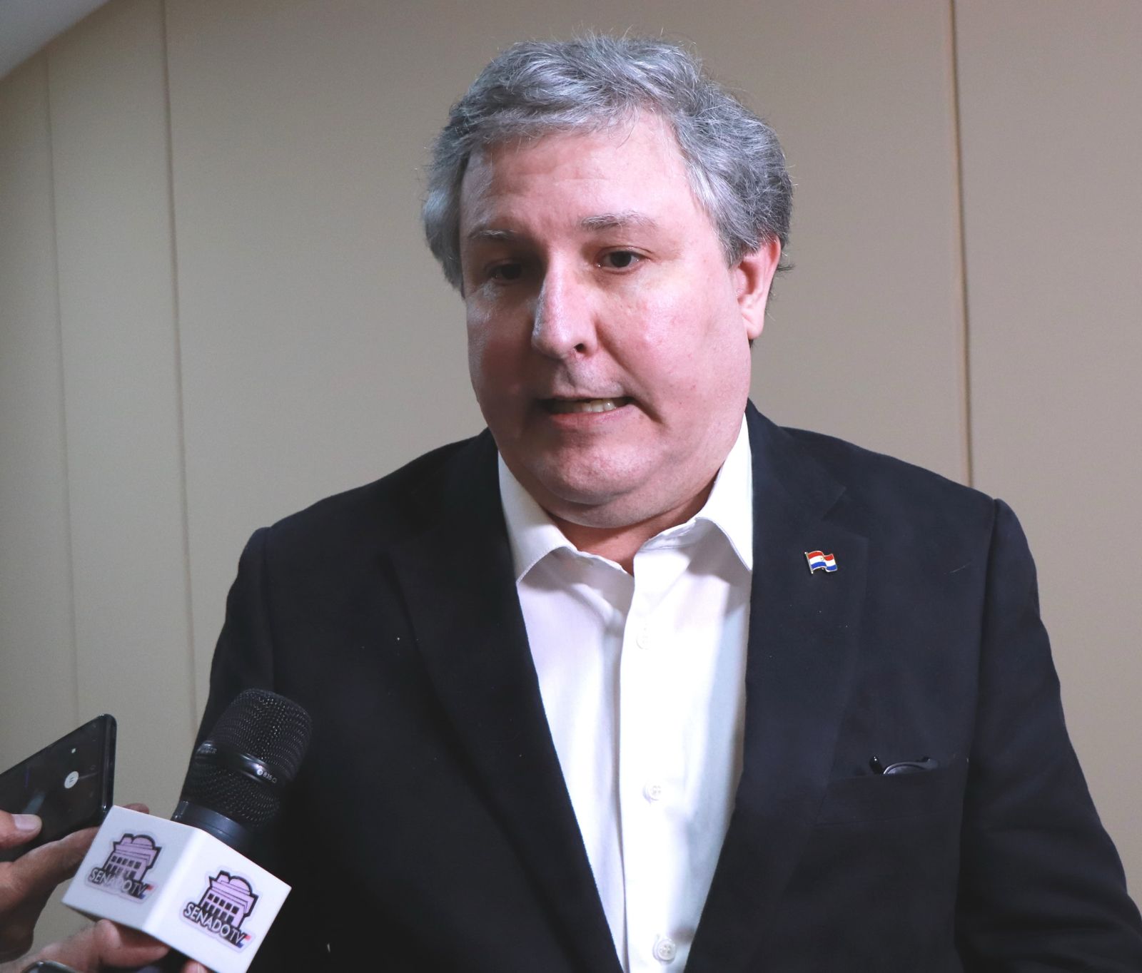 Senado busca captar testimonios de más afectados por «mafia de los pagarés»