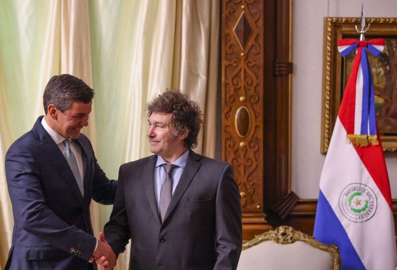 Habrá más plata en la EBY: Milei aprobó nueva tarifa y Benítez apunta a saldar deudas y reactivar obras