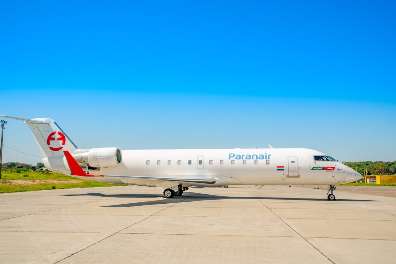 Avión aterriza de emergencia en PJC por tormenta