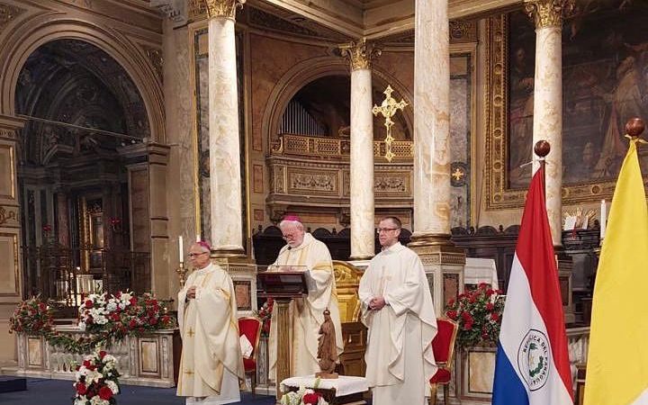 Abdo recuerda gesto del nuevo Papa León XIV hacia Paraguay: Realizó misa en honor a la independencia