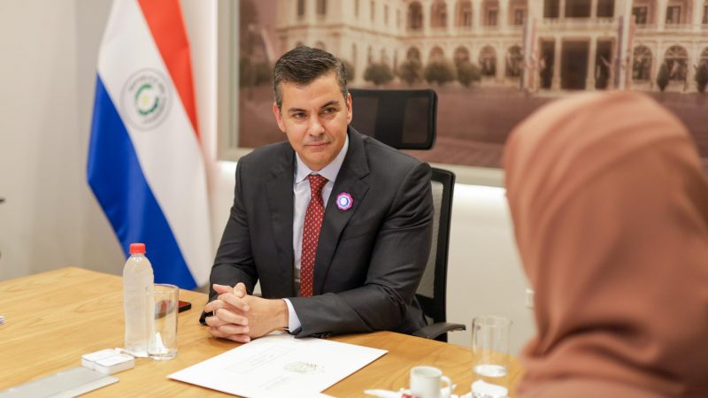 Peña suma otra invitación para el exterior y crece su fama de “presidente mochilero”