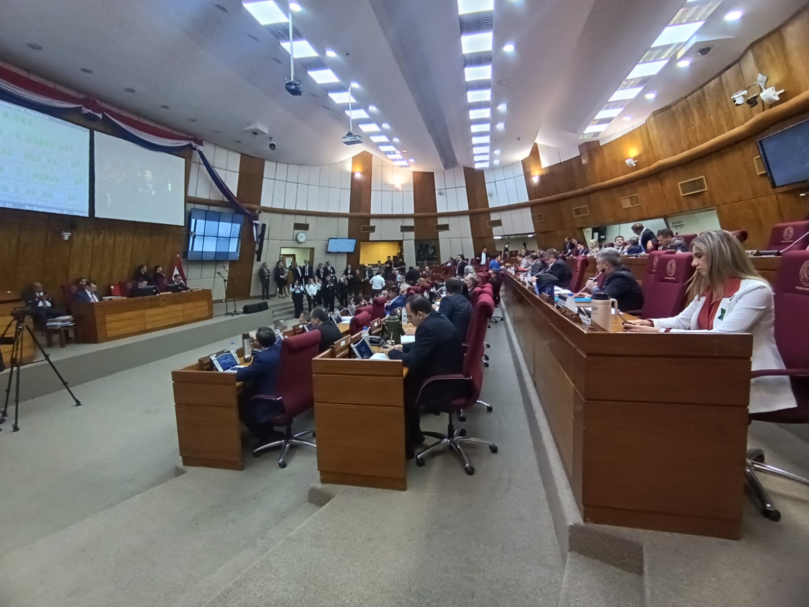 Cartismo desata plan para “borrar” a Prieto: Congreso actúa en 15 minutos para intervenir municipios opositores