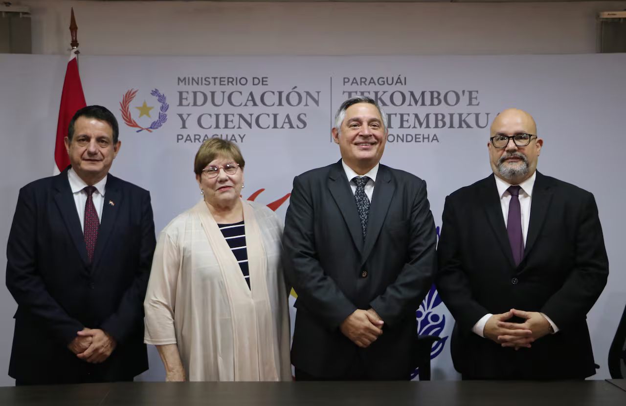 MEC: asumen nuevos viceministros, David Velázquez y Marien Peggy Martínez