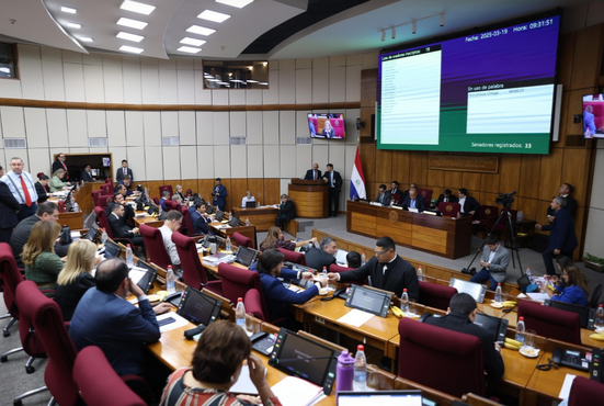 Senador pide tratar proyecto que exonera pago de certificados para desempleados