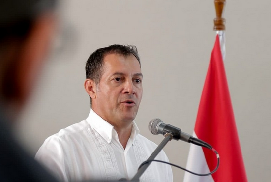 Ministro de Agricultura promete controles rigurosos para disminuir contrabando de productos frutihortícolas