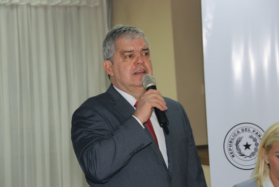Ministro afirma que remitió al Ejecutivo pedido de intervención de municipalidades de Asunción y CDE