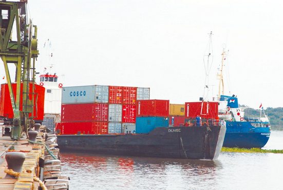 “Mafia de las marcas”: Denuncian nuevo esquema de apriete a empresas