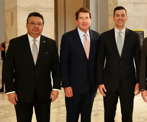 Leite, crítico interno de Peña, podría ser embajador en EE.UU. para limpiar imagen de Cartes