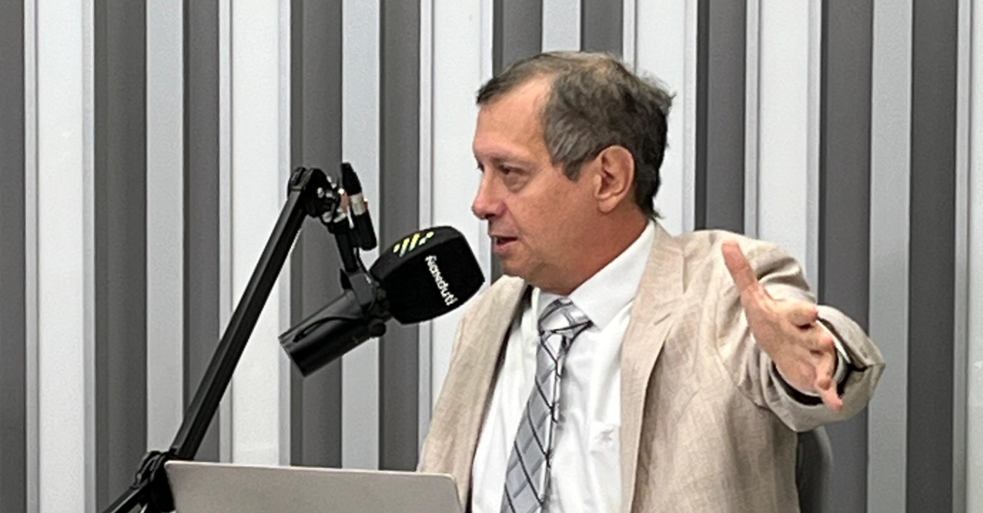 Guillermo Ferreiro responde a Camilo Soares y afirma que los chats filtrados son reales