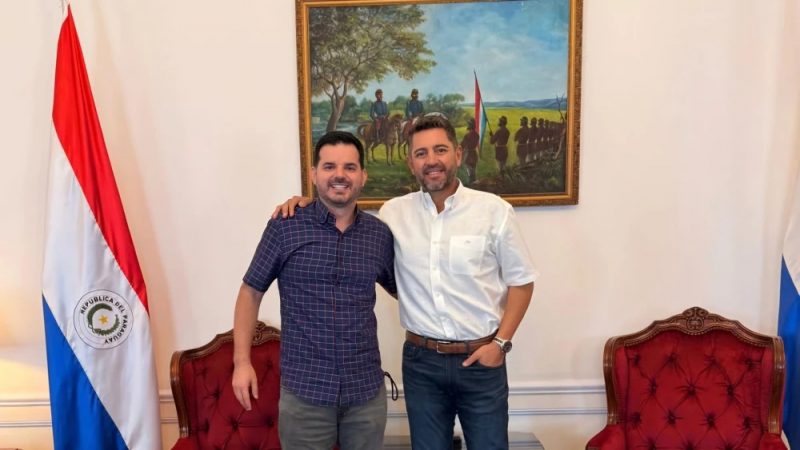 Alliana mete a exviceministro echado en la EBY antes del regreso de Peña