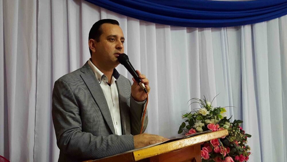 Senador suplente Alfonso Noria podría asumir si Barrios o Leite dejan su banca en la Cámara Alta