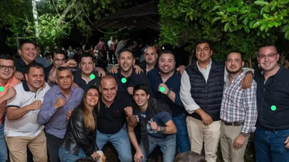 Dios los cría y ellos se unen: Imputados de la Mafia de los Pagarés, de fiesta con Bachi Núñez