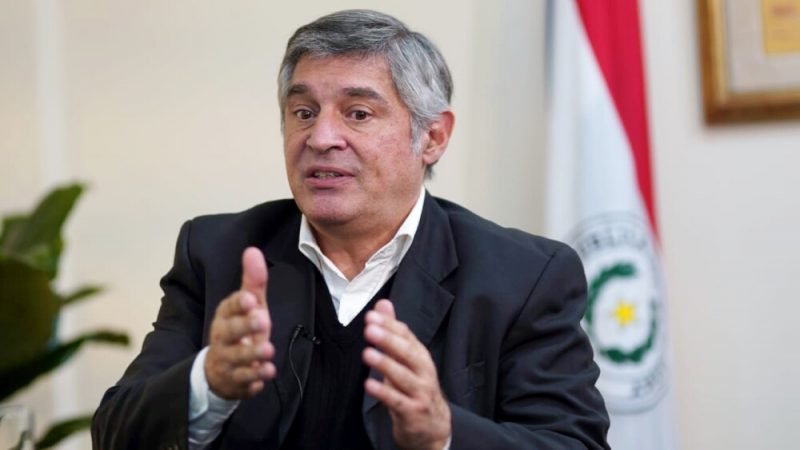 Ministro de Educación revela que ya existe un reemplazo para Federico Mora