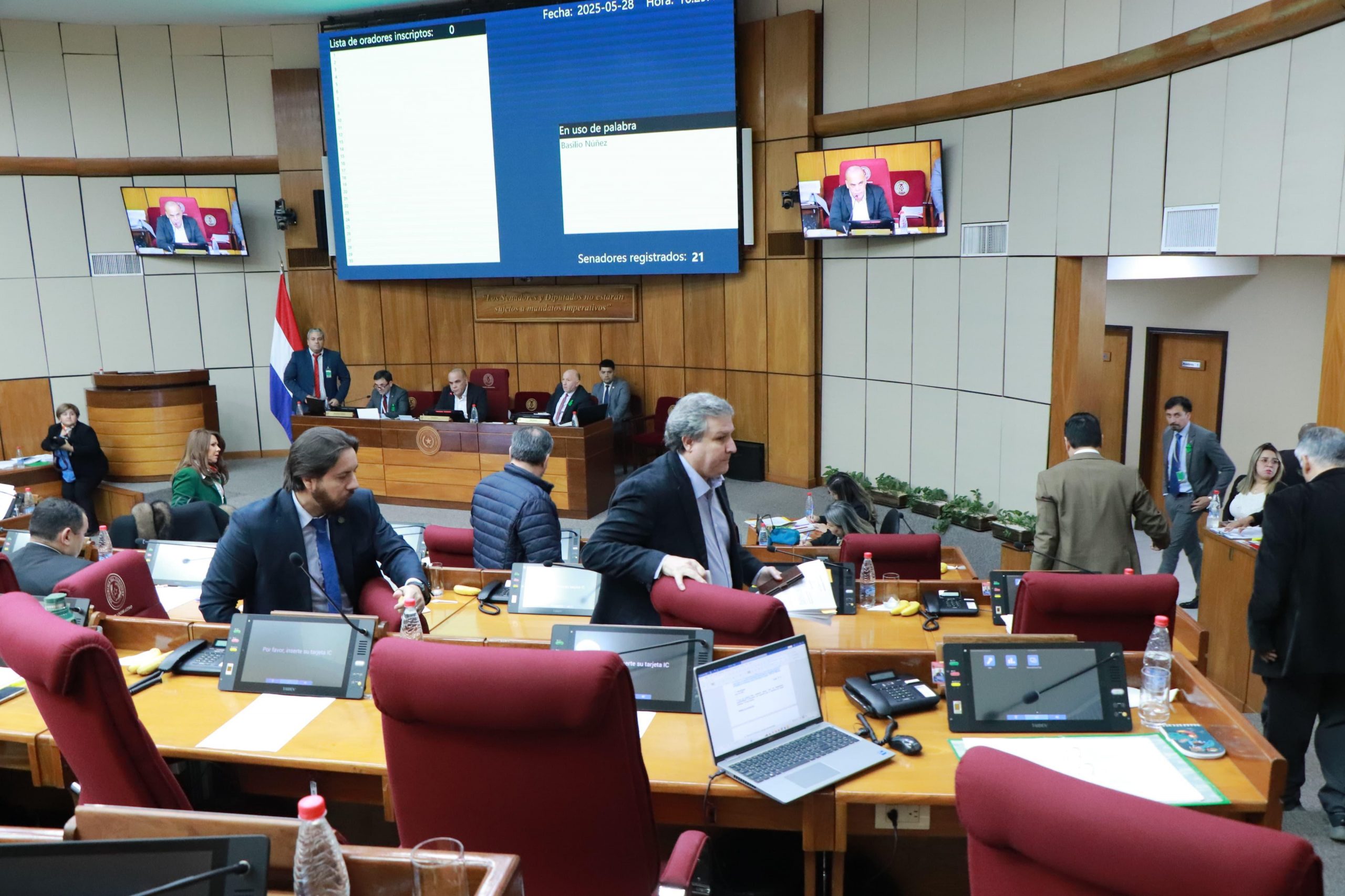 «Animal no sintiente» sin acuerdo: Dejan sin quórum sesión en repudio a la nominación de Filártiga como embajador