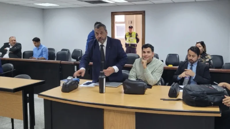 Jueza detalla condena de 6 meses de cárcel a comunicador por difamar al futbolista Tito Torres