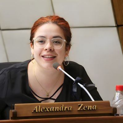 Madre de diputada Alexandra Zena cae con 105 cheques por más de G. 600 millones y se niega al control