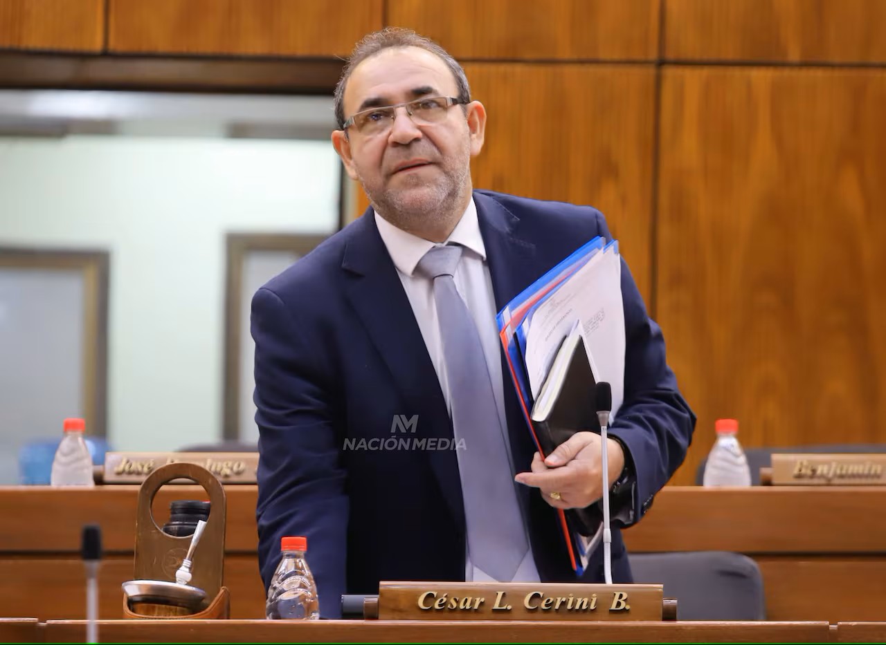 Tras Ciudad del Este, el cartismo apunta a Encarnación: piden intervención de la gestión de Luis Yd