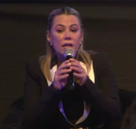 Senadora Lizarella Valiente enciende la polémica: “La homosexualidad se puso de moda”