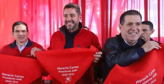 ¿Cartes eterno?: En Paraguarí piden 20 años más de poder para el presidente del Partido Colorado