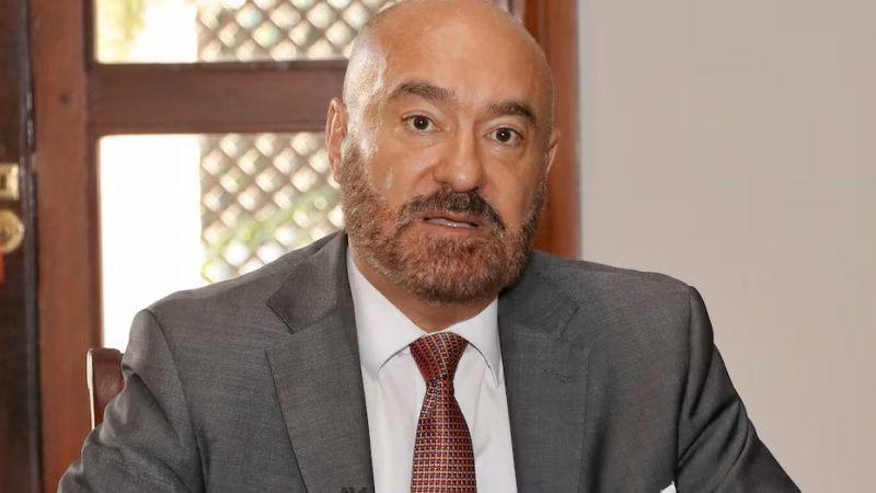 Cartismo reculó intento de expulsar a embajador francés pero mantienen amenazas diplomáticas