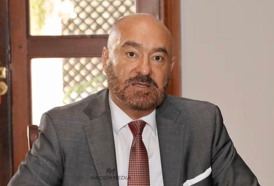 Cartismo reculó intento de expulsar a embajador francés pero mantienen amenazas diplomáticas