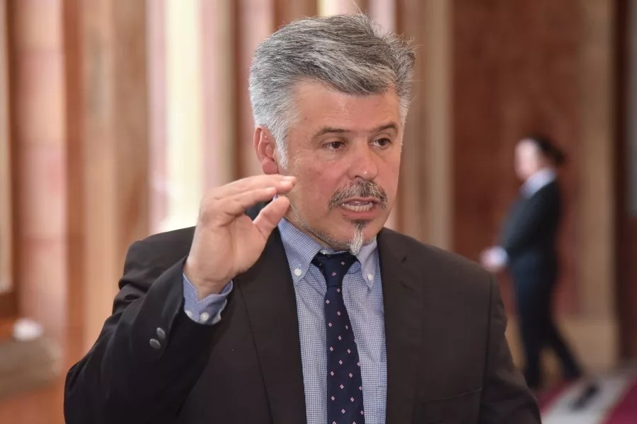 «Todos cumplen órdenes del patrón», dice Giuzzio tras intento de cerrar causa contra Cartes