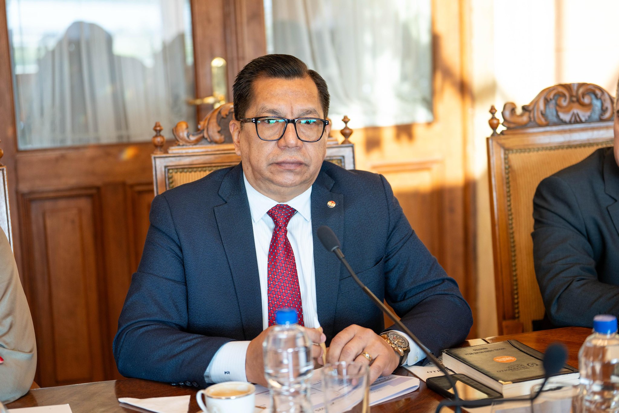 Suspensión temporal de Hambre Cero: ministro apunta contra directores por falta de reportes