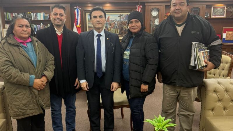 Interventor Carlos Pereira recibe denuncia por obras fantasmas en Asunción