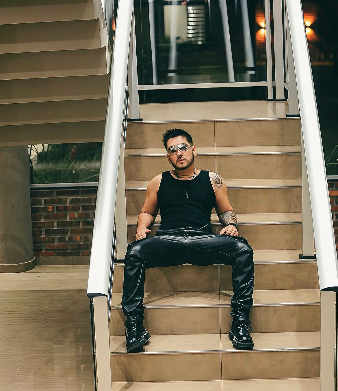 El Dr. Micky Gamarra: El secreto detrás de la belleza y confianza de las celebridades