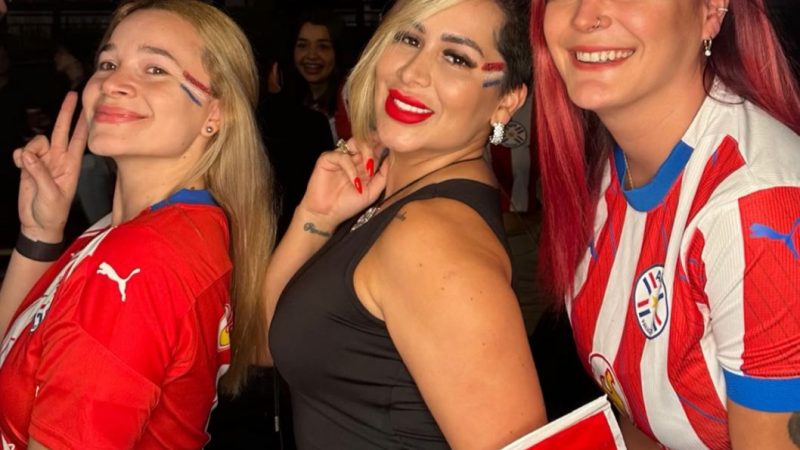 ¿CÓMO CELEBRARON LOS FAMOSOS LA VICTORIA DE LA ALBIRROJA?