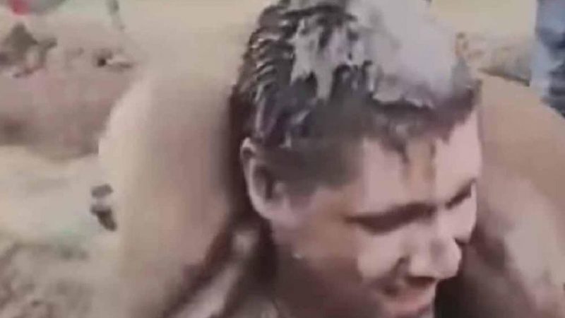 Estudiantes de Veterinaria Acusados de “Sacrificar” un Perro como Ritual de Bautismo