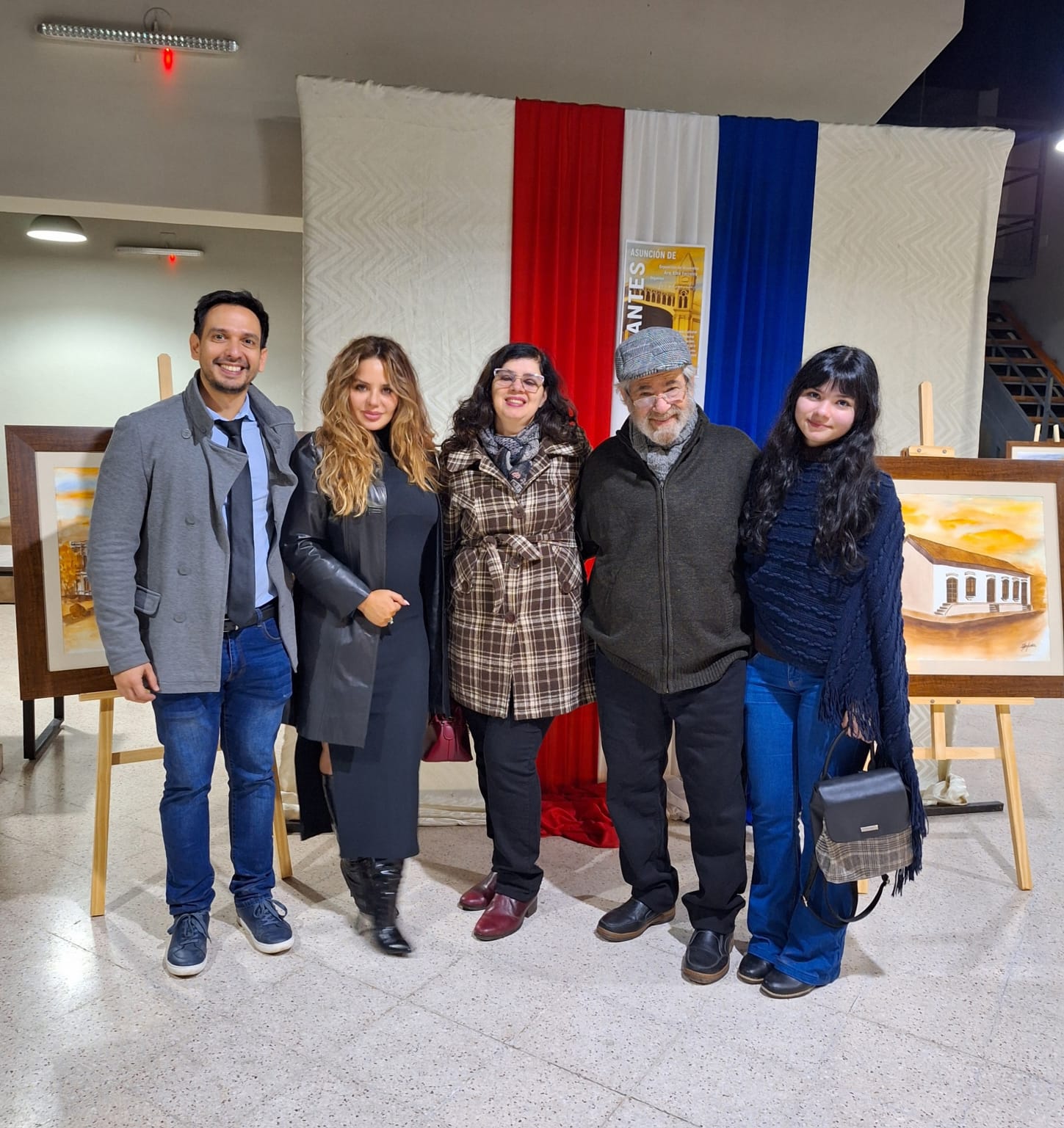 ¡El arte revive en la ciudad! Impactante exposición de la Arq. Elba Ferreira en La Tribuna