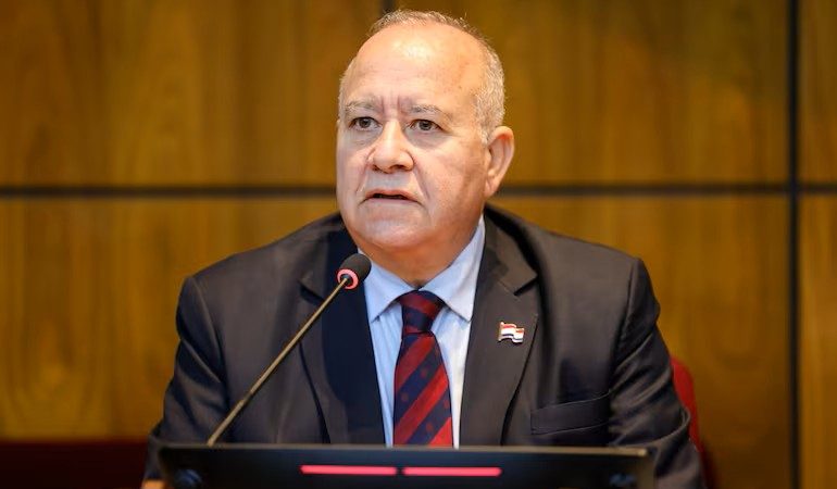 «Animal no sintiente» fue confirmado por Peña como embajador ante República de China (Taiwán)