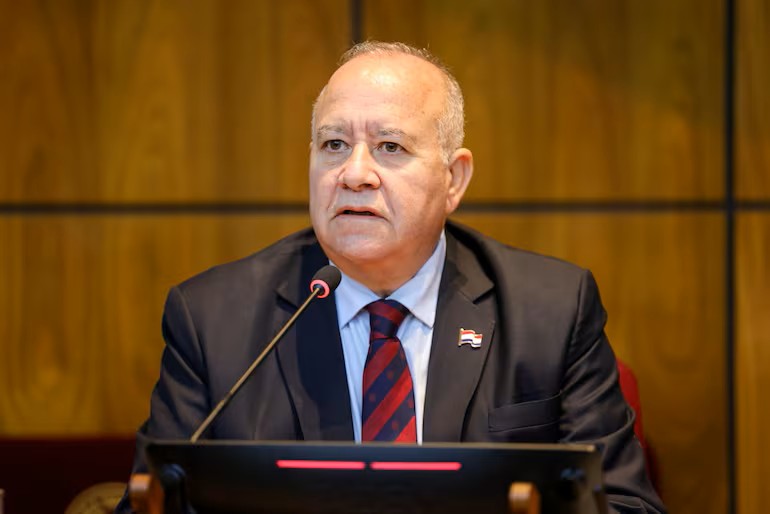 «Animal no sintiente» fue confirmado por Peña como embajador ante República de China (Taiwán)