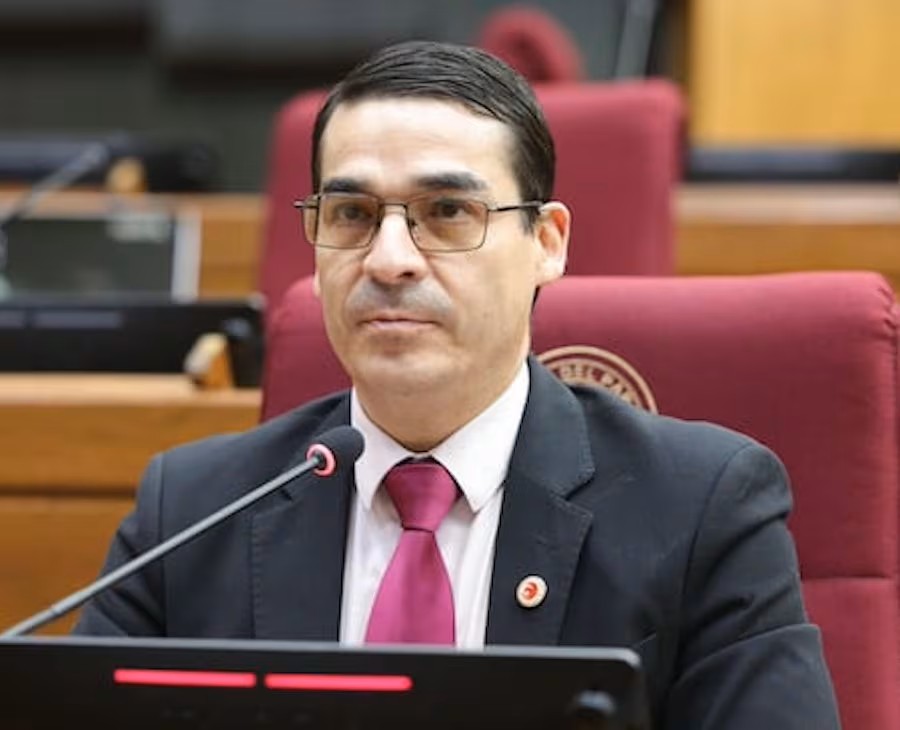 Sale por la puerta chica: Ocampos cae y asume el papá del seccionalero en CAPASA