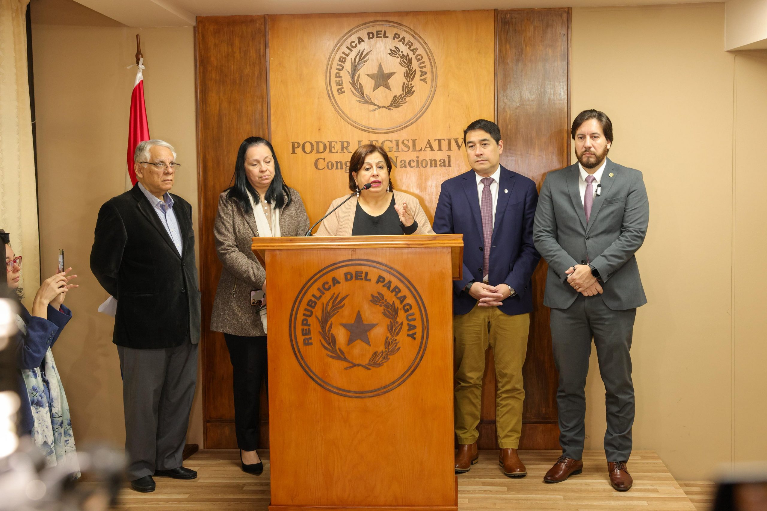 Cartismo avanza con “nuevo atropello” al Código Electoral, denuncian opositores