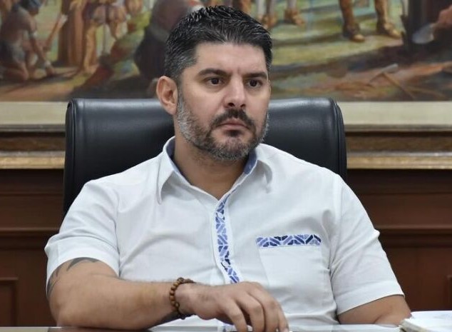 Intervención a «Nenecho» arranca entre denuncias de una municipalidad arruinada por malos manejos