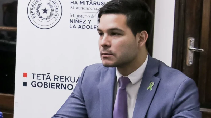 Anuncian programa nacional de atención integral al adolescente tras caso Fernanda