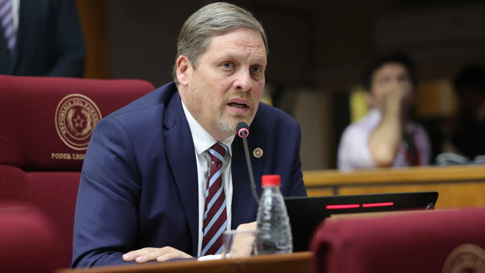 Líder de Honor Colorado sobre salida de Varela: “Nadie está obligado a estar en el cartismo”