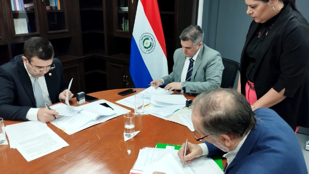 Gobierno define reajuste del salario mínimo con posible aumento del 3,6%