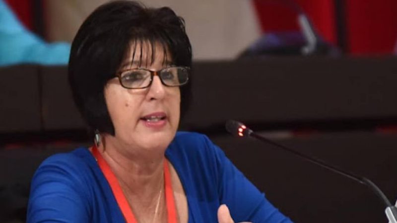 Renunció la ministra de Trabajo de Cuba tras negar la existencia de mendigos en la isla