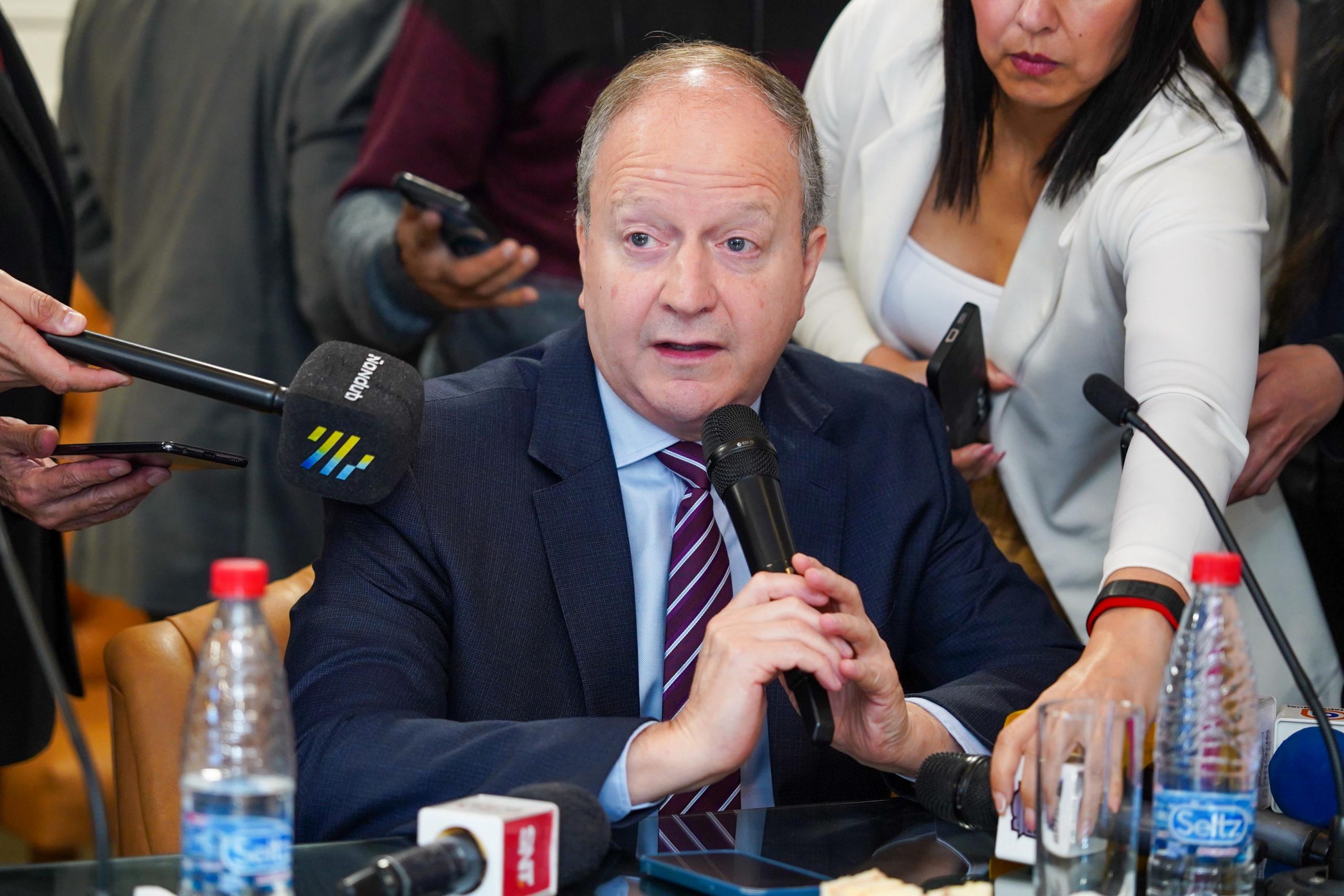 ¿Reforma o recentralización? El Ejecutivo presenta al Congreso un paquete con 7 leyes económicas clave