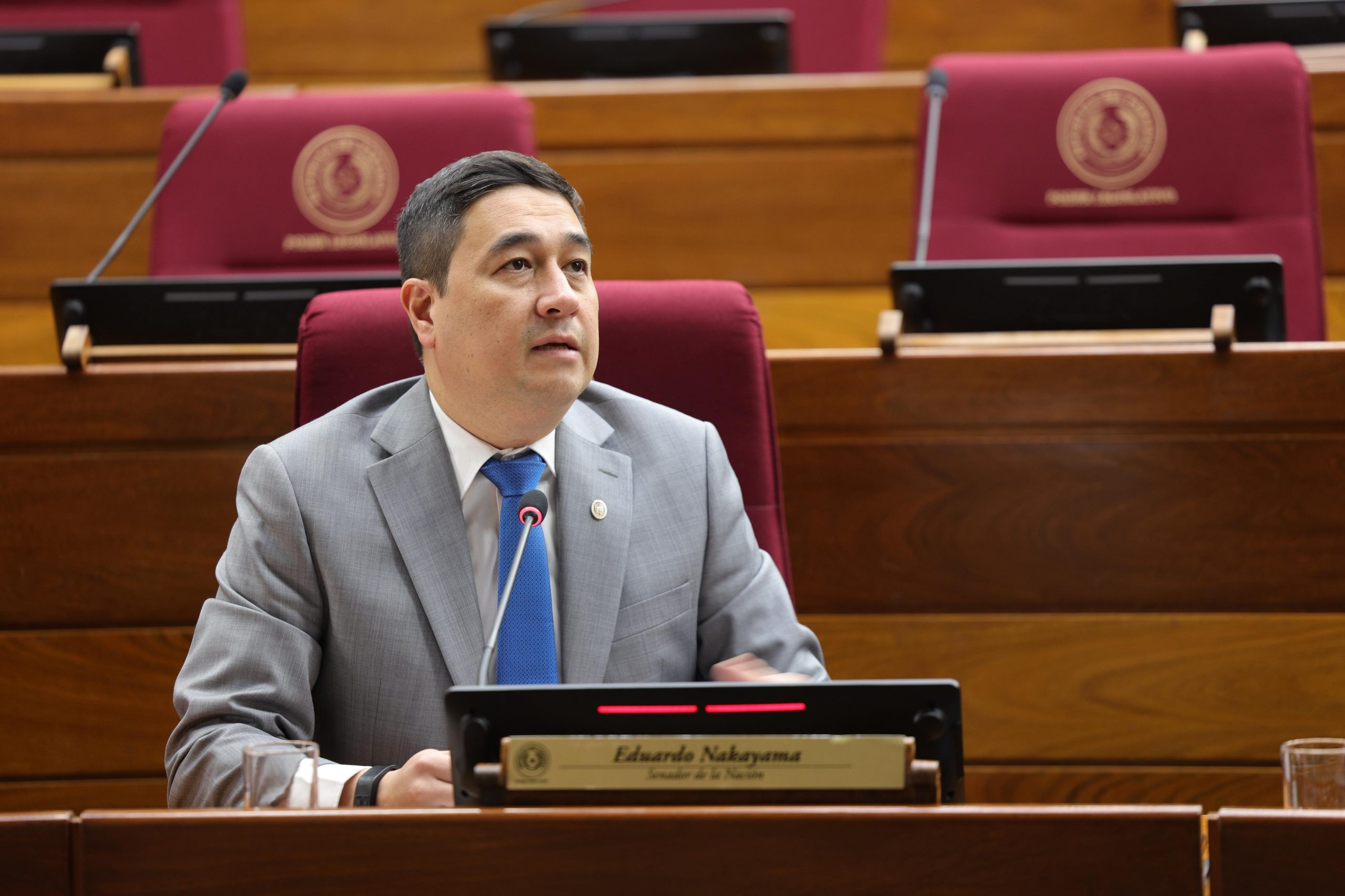 Senador Nakayama anunció que quiere ser presidente: “Voy a tapar los agujeros del barco”