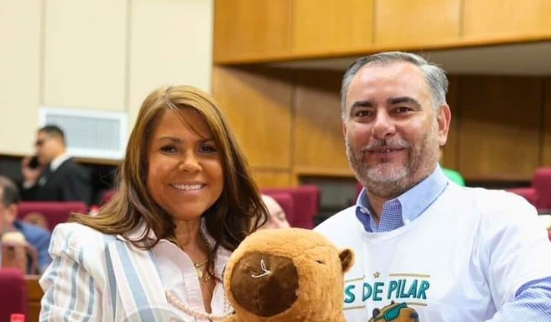 Celeste Amarilla debe ser la próxima intendenta de Asunción, dice senador Villalba