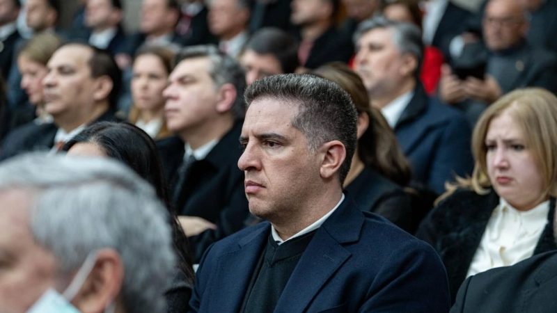 ¿Gestión excelente? Ministro Gustavo Villate se autoelogia, a pesar de los hackeos