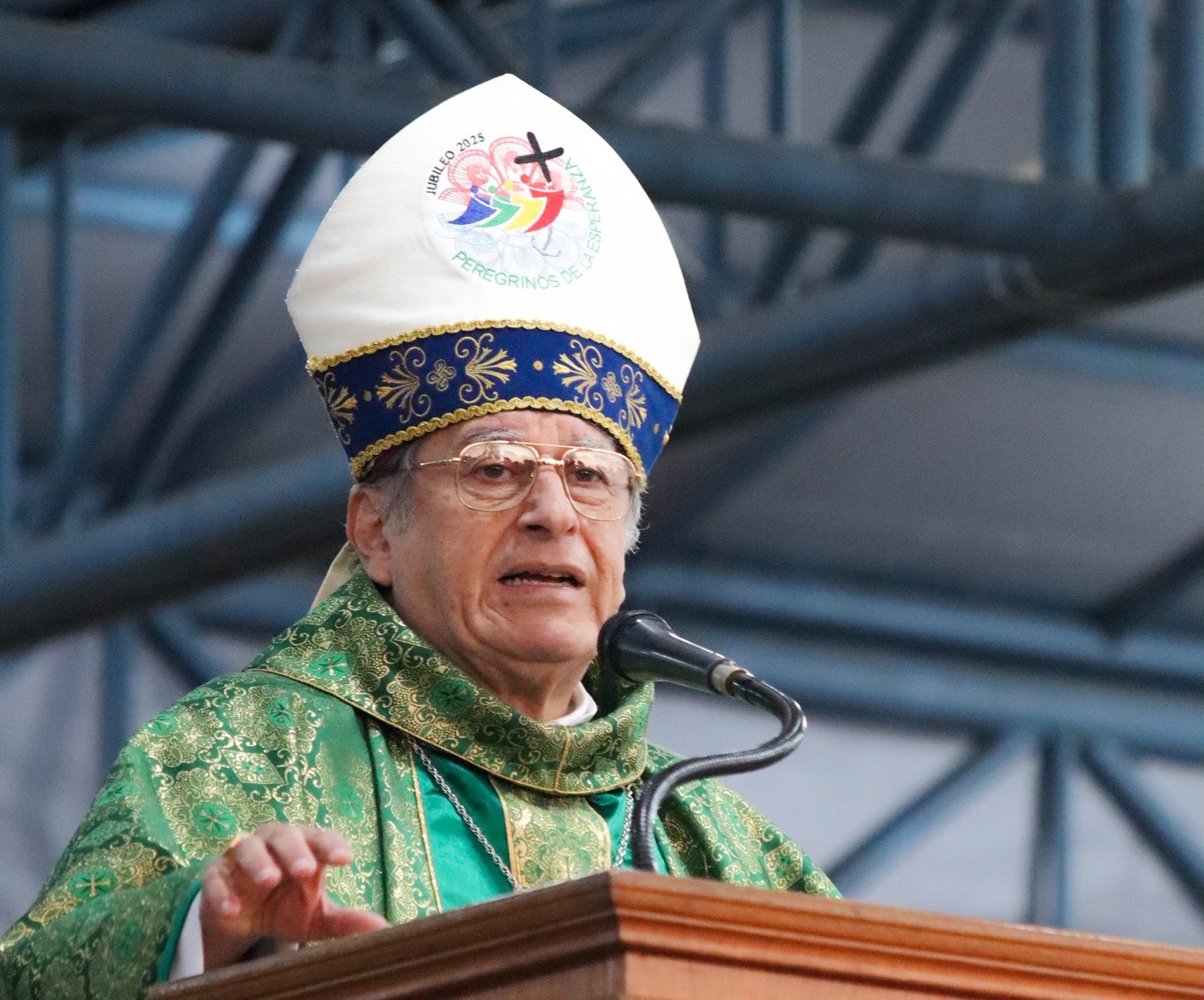 Obispo lanza dardo al gobierno: “Hay lobos vestidos de corderos en el poder”