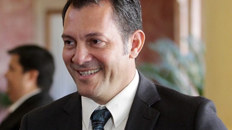 Ministro de MAG admite que conocía denuncias sobre coimas en Senave