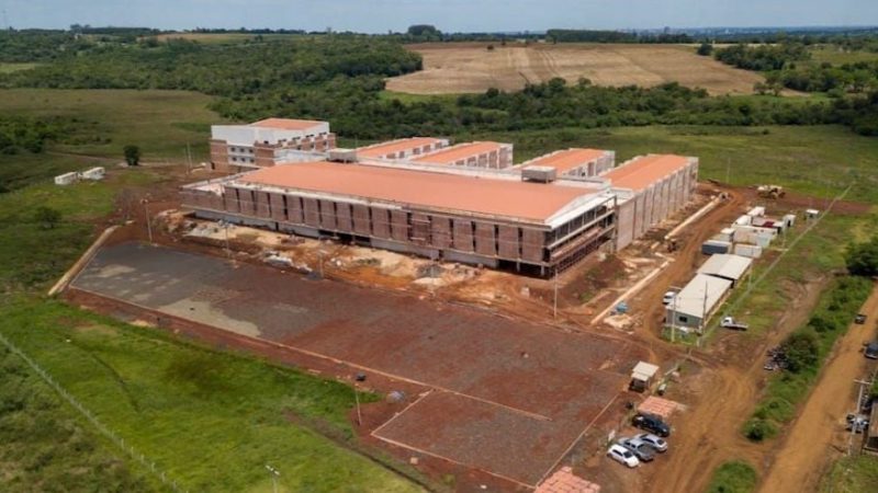 Anuncian construcción del Gran Hospital del Este