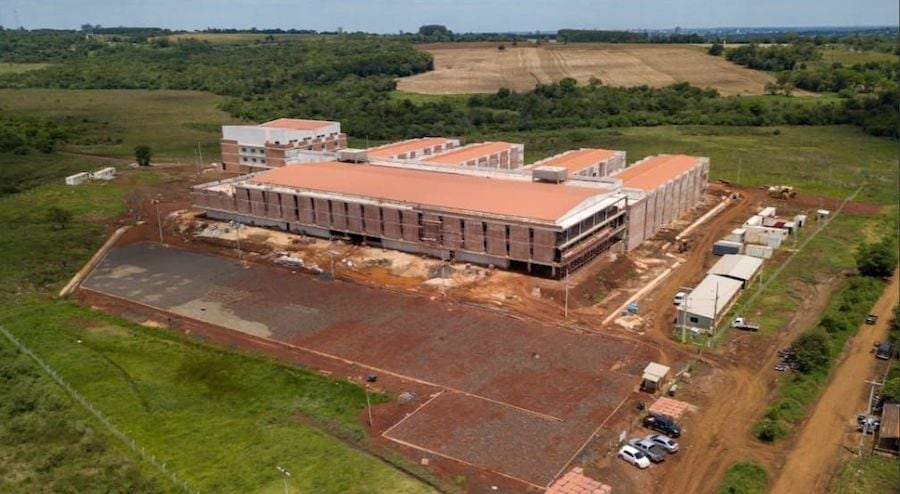 Anuncian construcción del Gran Hospital del Este