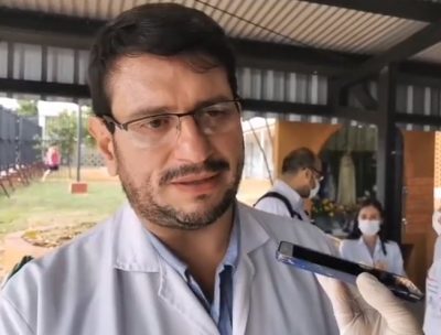 Neumólogo responsabiliza a los “antivacunas” del aumento de casos graves